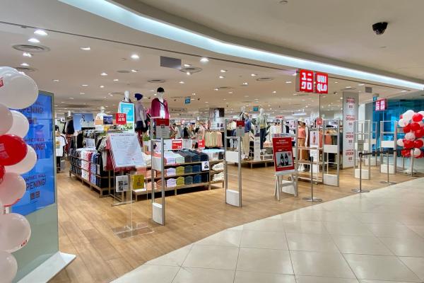 UNIQLO closes Tampines 1 outlet but opens new DualStorey Store in Tampines  Mall on Feb 5  Great Deals Singapore