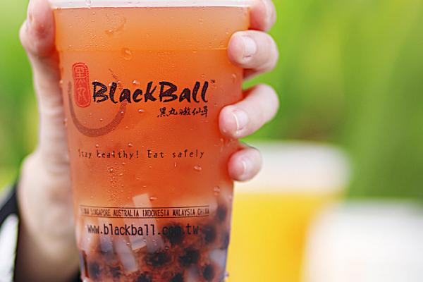 Image for New Blackball Outlet at Northshore Plaza artilce